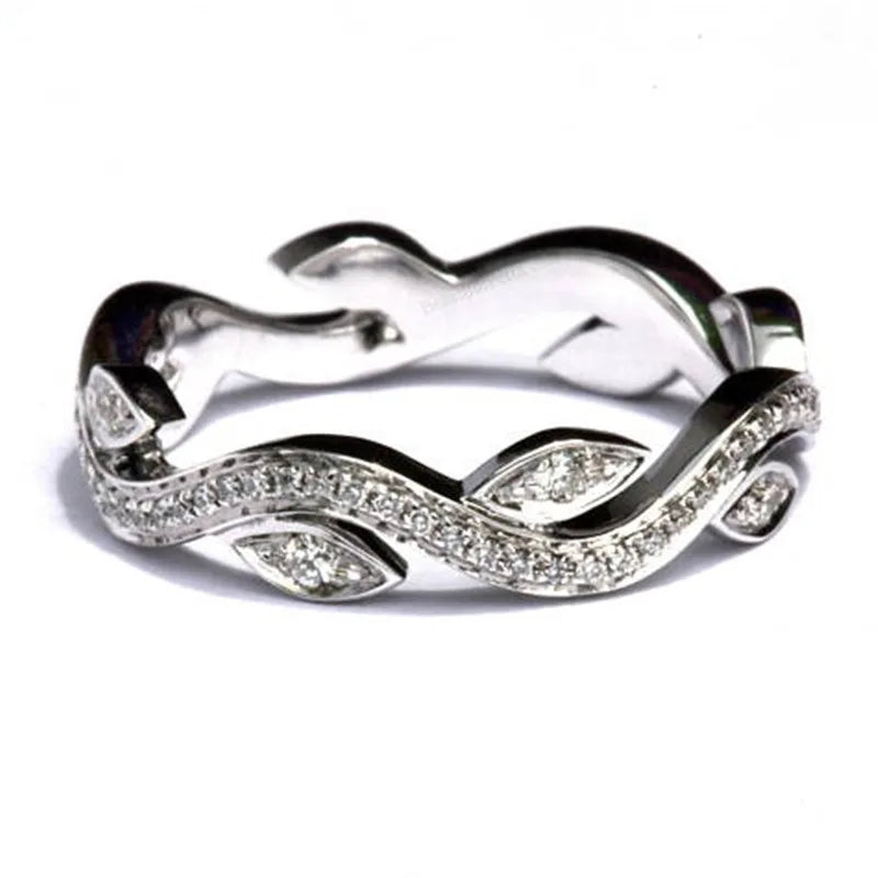 Enchanted Links Ring